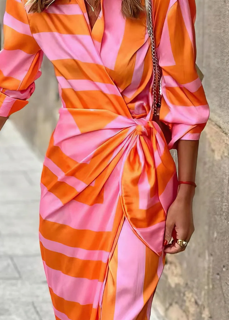 Stilla | Elegante Stribet Wrap Kjole