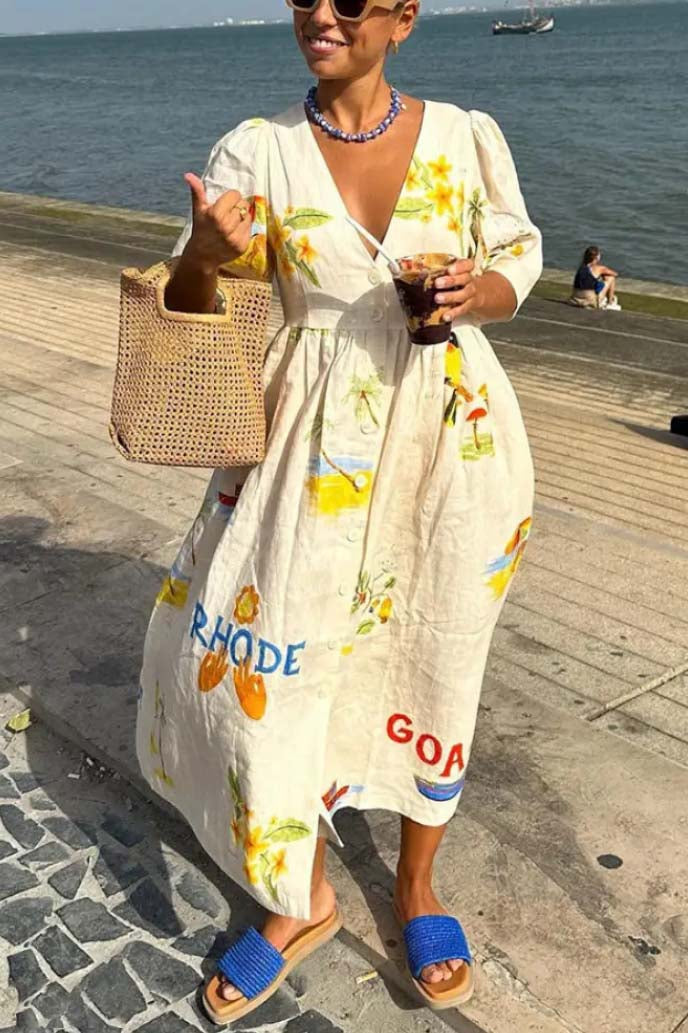 Stilla | Elegant kjole med tegneserie-print