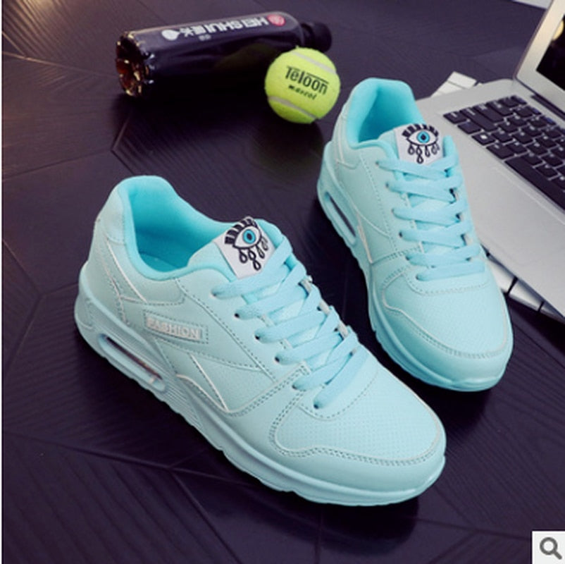 Stilla | Sneakers