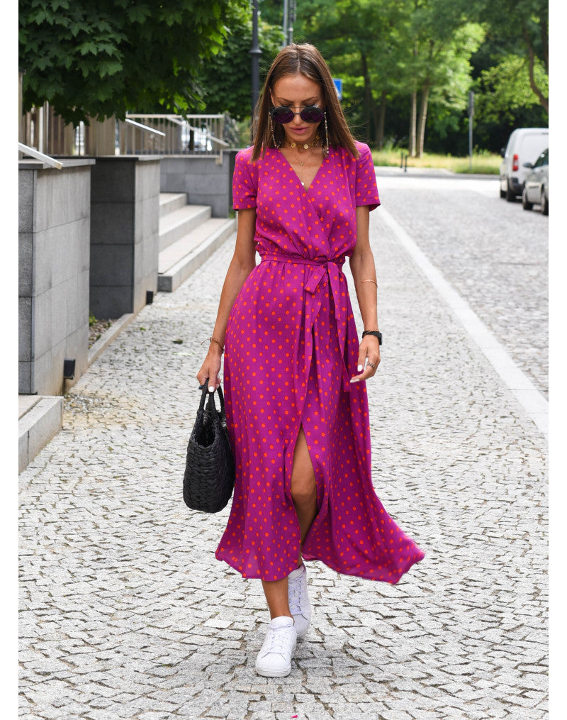 Stilla | Smuk V-hals Kjole i Elegant Stil