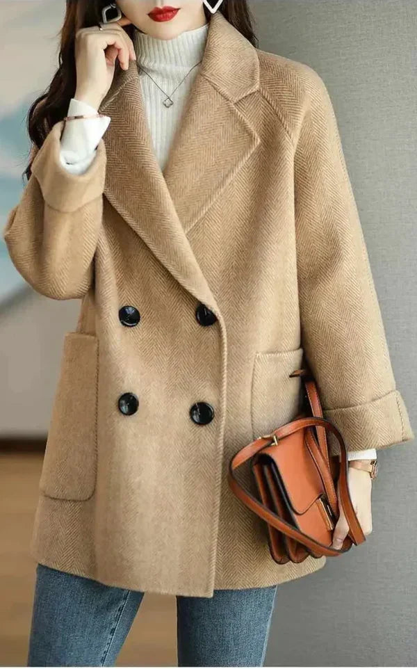 Stilla | Elegant Kort Frakke