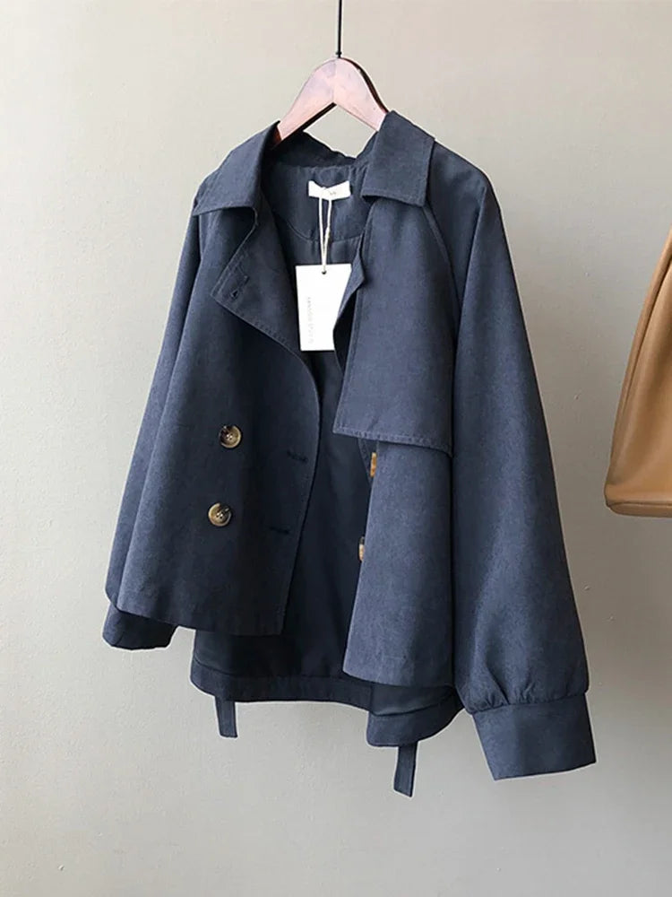 Stilla | Behagelig Og Oversize Trenchcoat Med Dobbelt Knaplukning