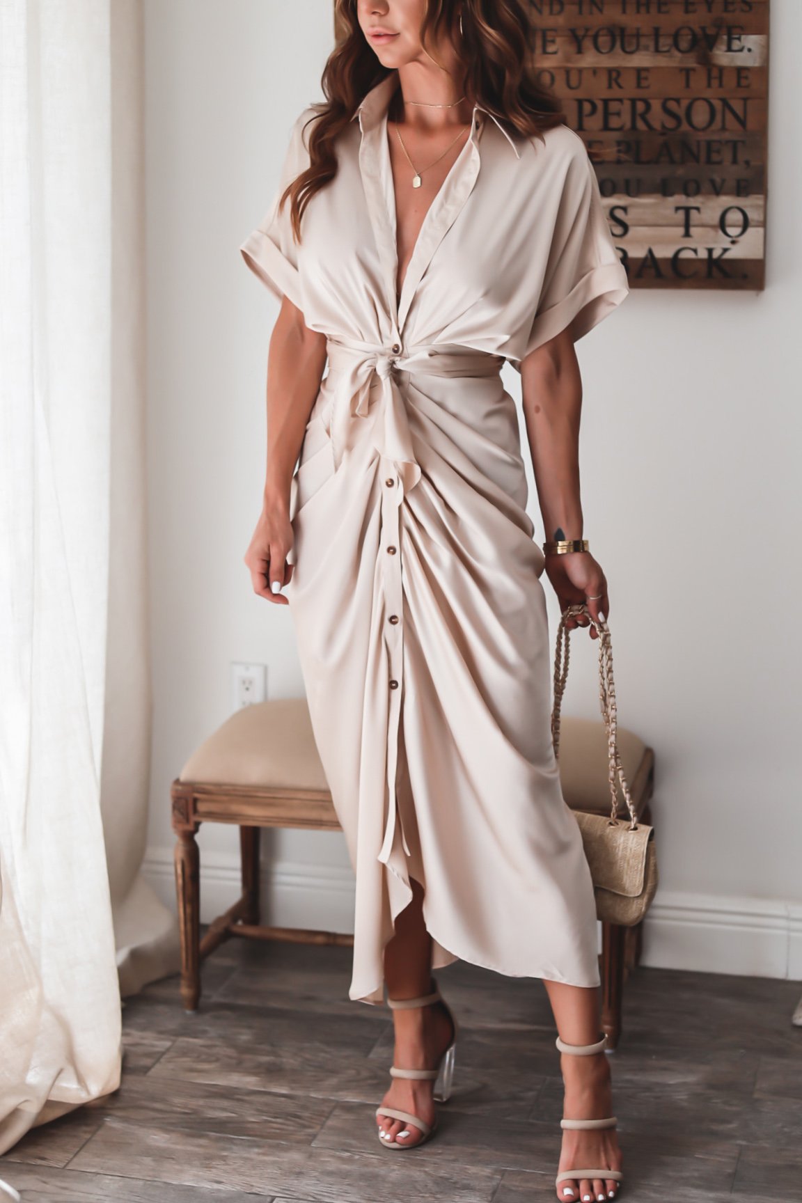 Stilla | Chic og Elegant Kjole med Smukke Detaljer