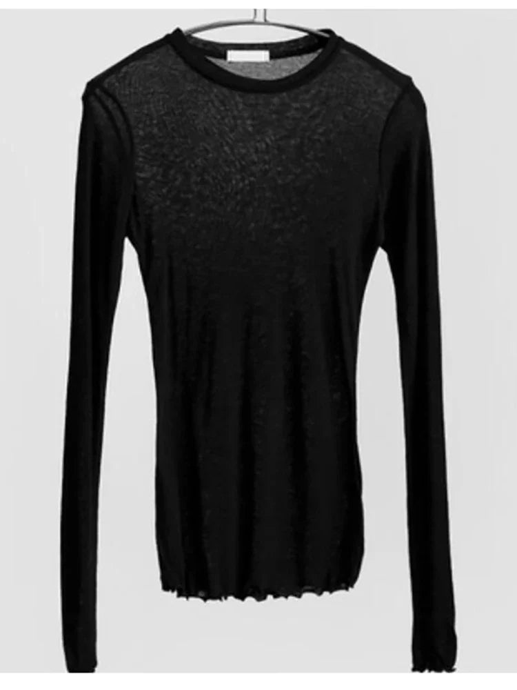 Stilla | Basic langærmet T-shirt med slank pasform