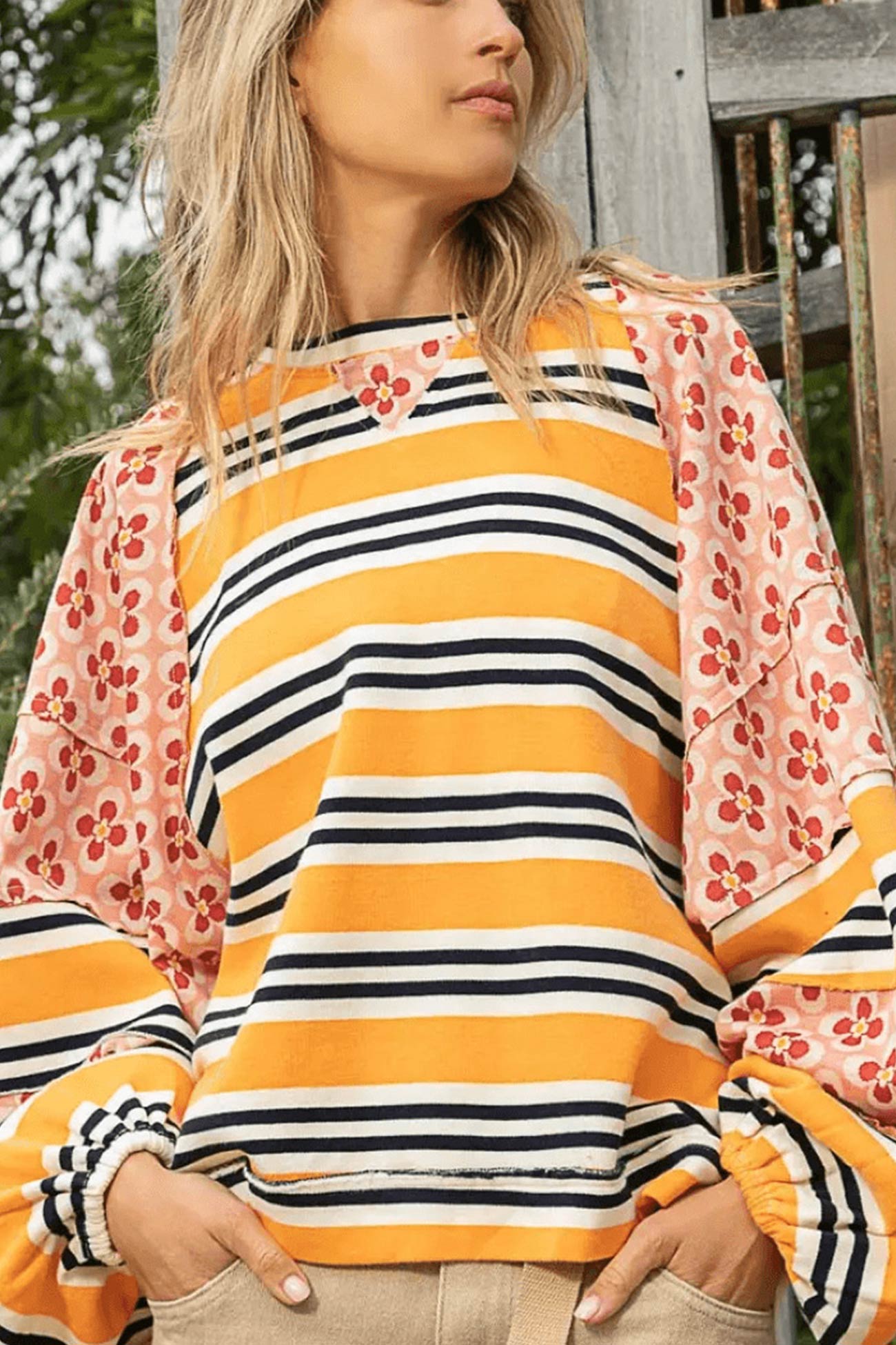 Stilla | Stribet bomulds sweatjacke med blomstermønster