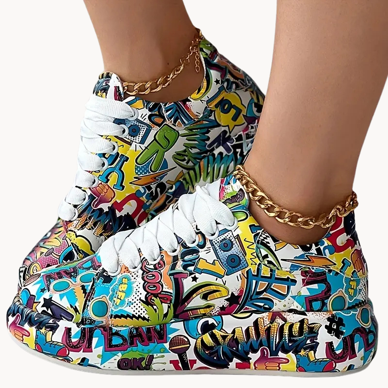 Stilla | Stilfulde Graffiti Print Dame Sneakers