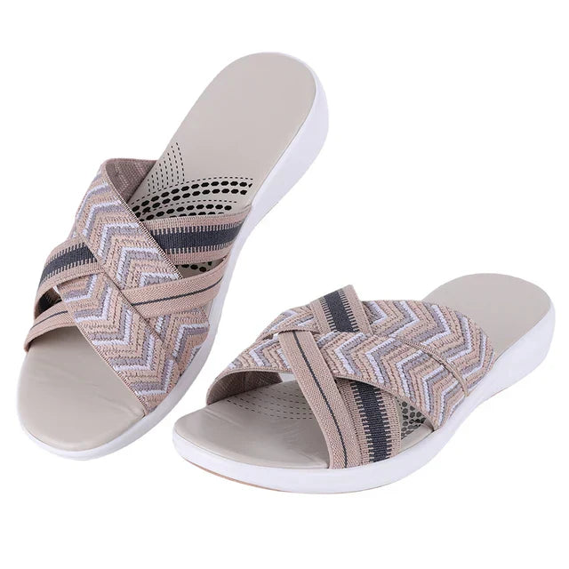 Stilla | Elegante Sandaler med krydsede remme