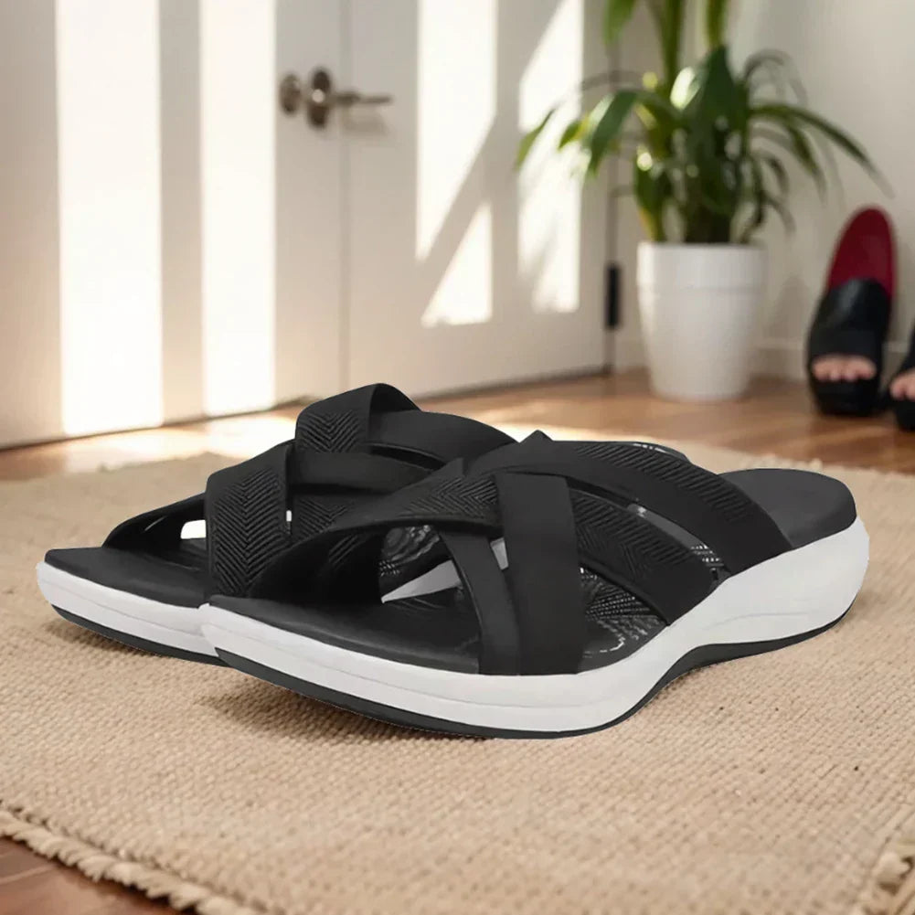 Stilla | Elegante Sandaler med krydsede remme