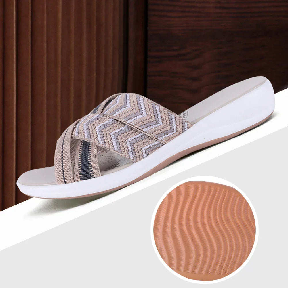 Stilla | Elegante Sandaler med krydsede remme