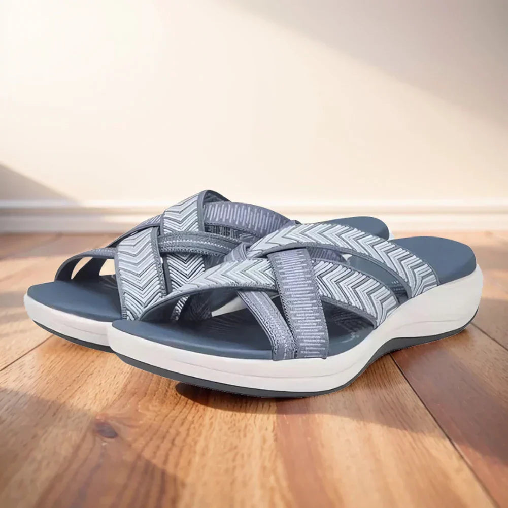 Stilla | Elegante Sandaler med krydsede remme