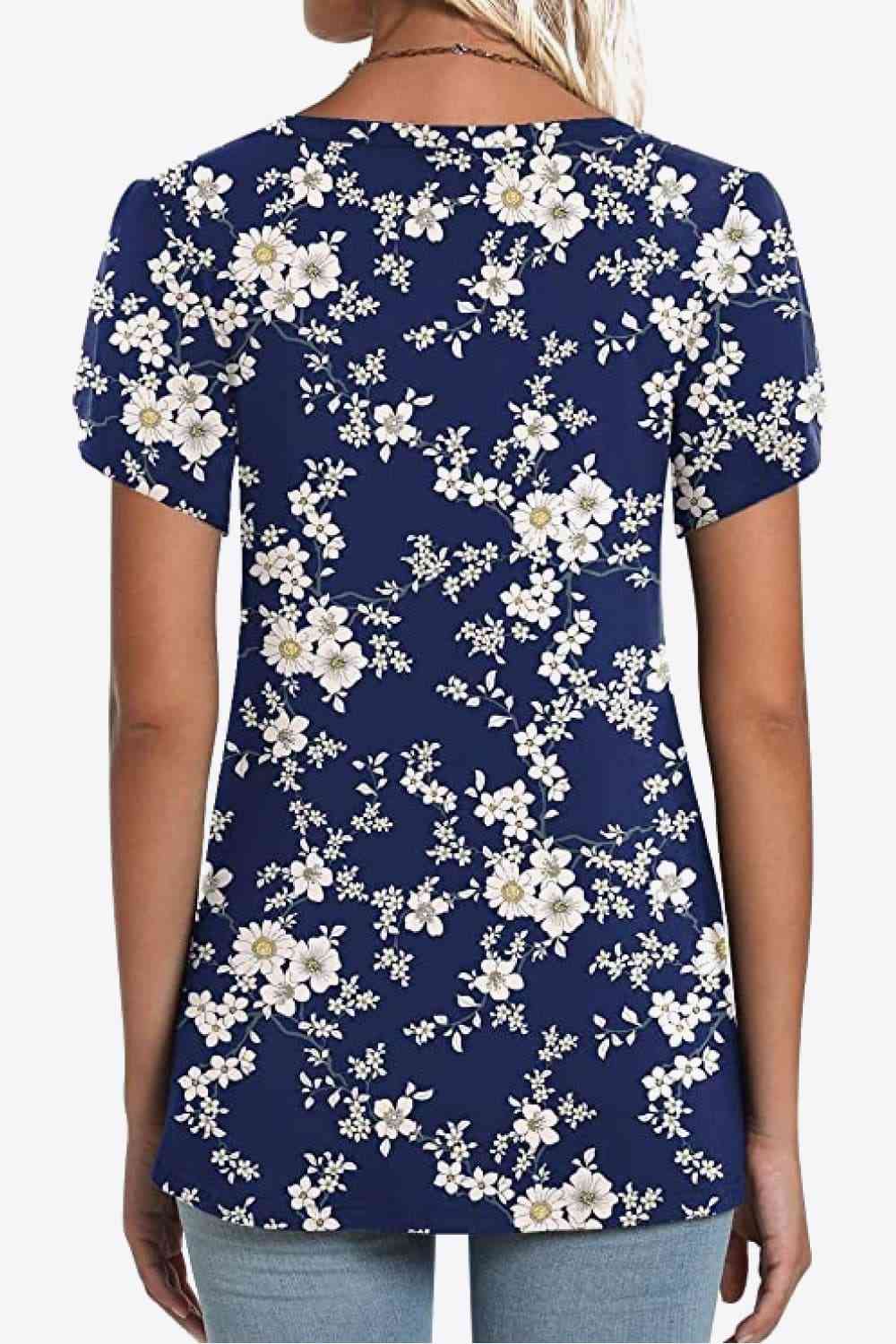 Stilla | Petal Sleeve V-hals Bluse