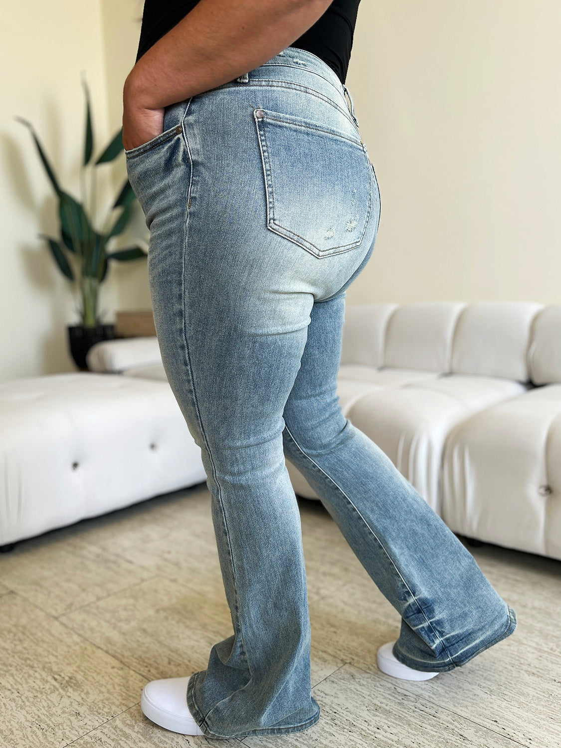 Stilla | Blå Full Size Høj Talje Flare Jeans