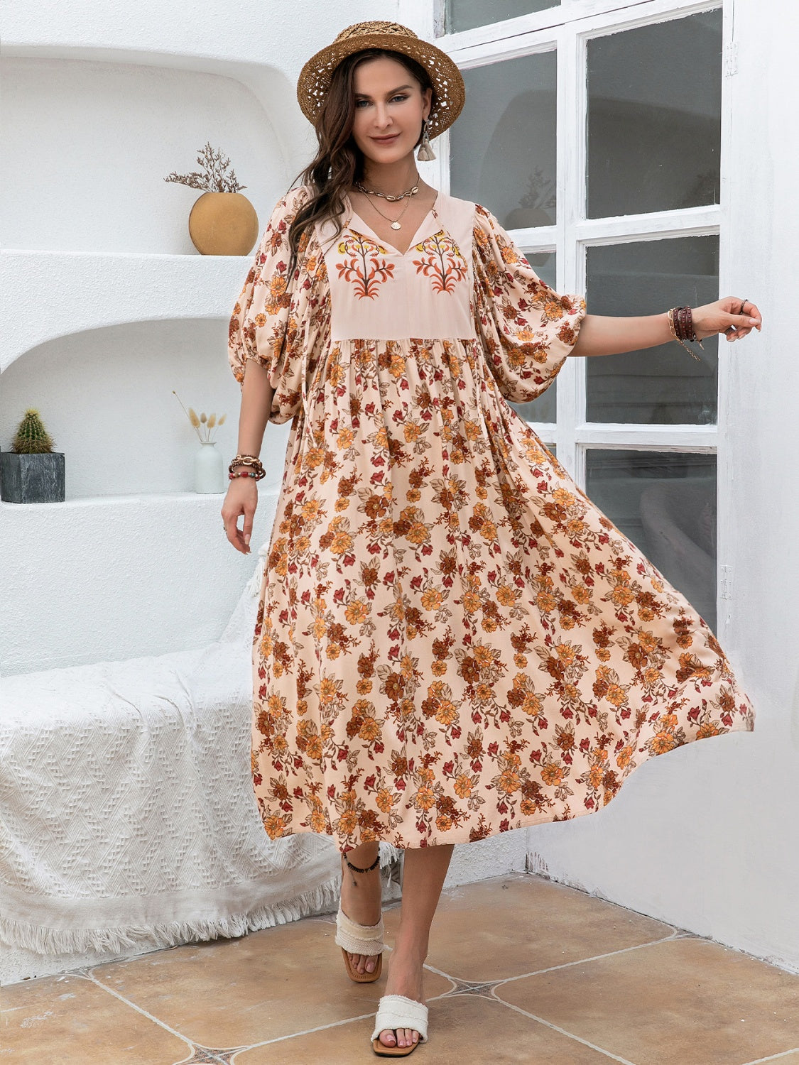 Stilla | Plus Size Printed Tie Neck Half Sleeve Midi Dress