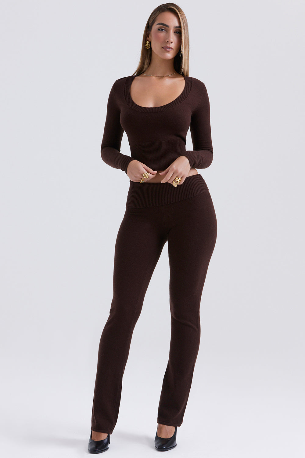 Stilla | Top Med Rund Hals Og Bukser Chokolade Cashmere Blanding