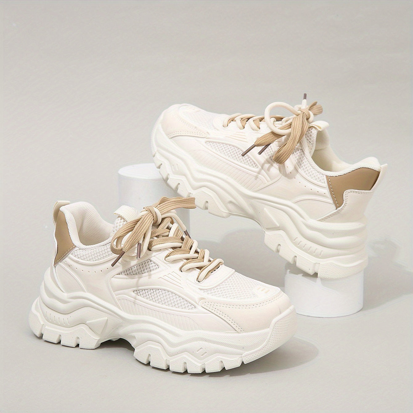 Stilla | Plateau Sneakers med Moderne Look