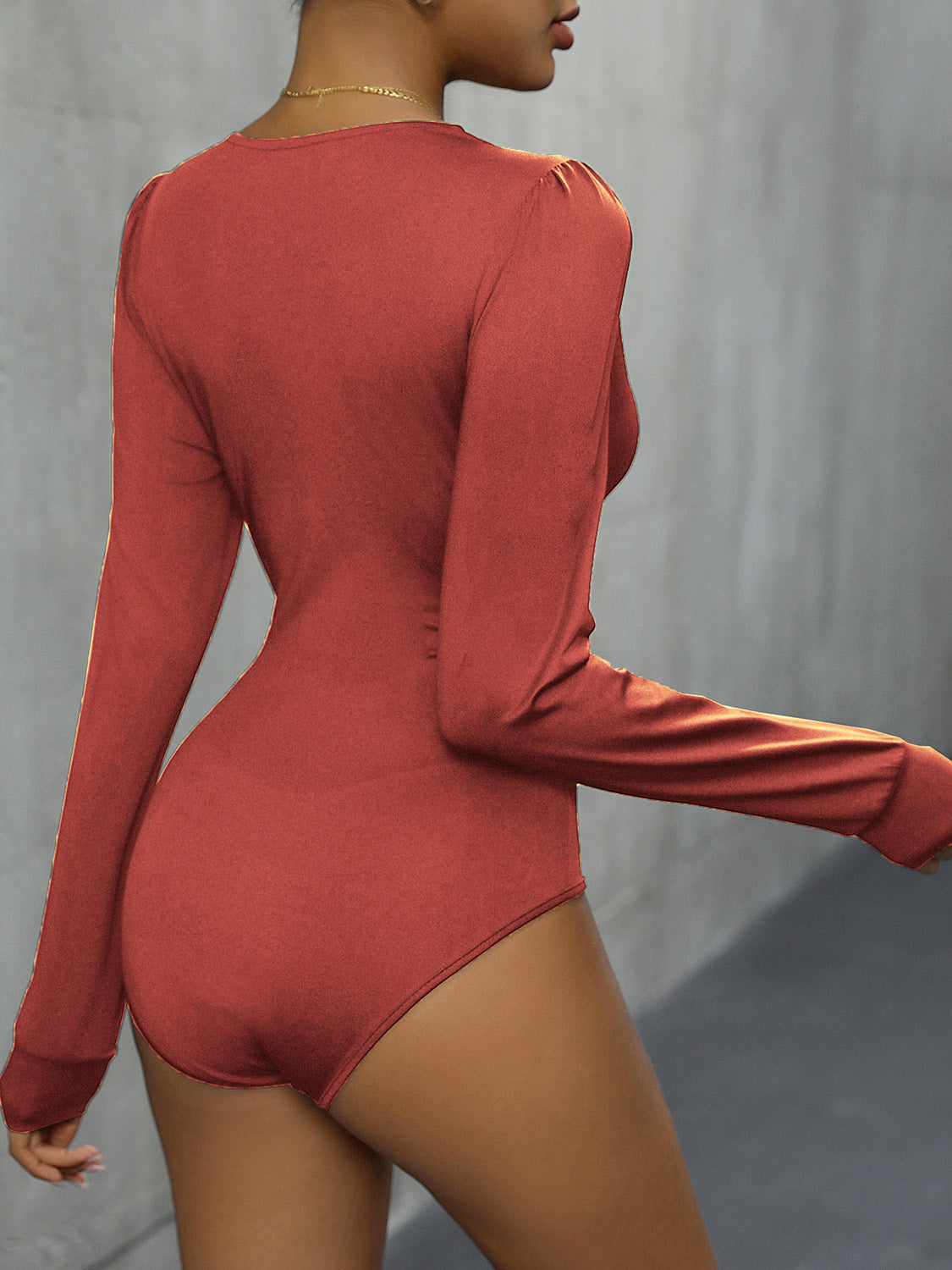 Stilla | Detaljeret Dyk Langærmet Bodysuit