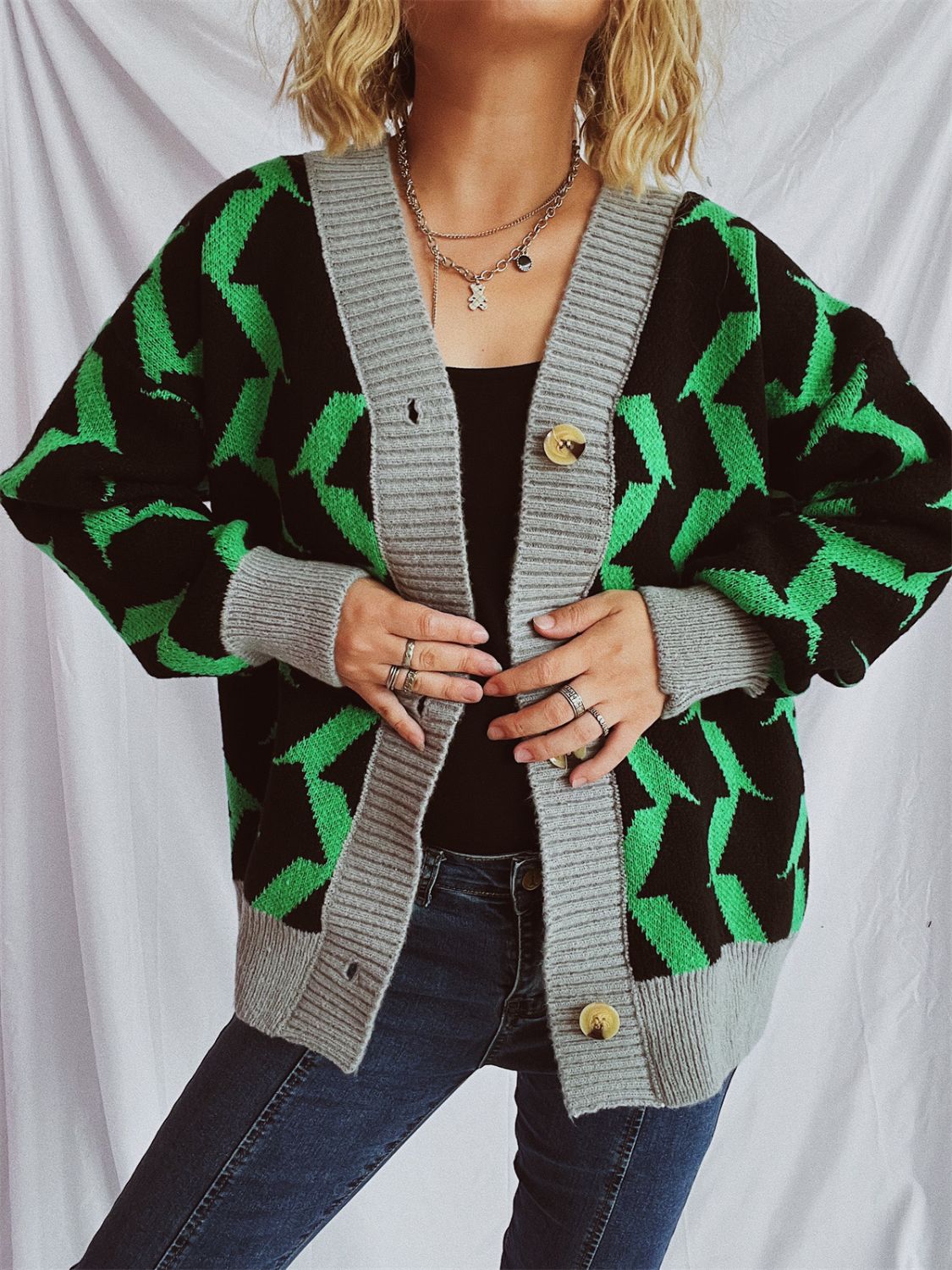 Stilla | Trim Geometrisk V-hals Langærmet Cardigan
