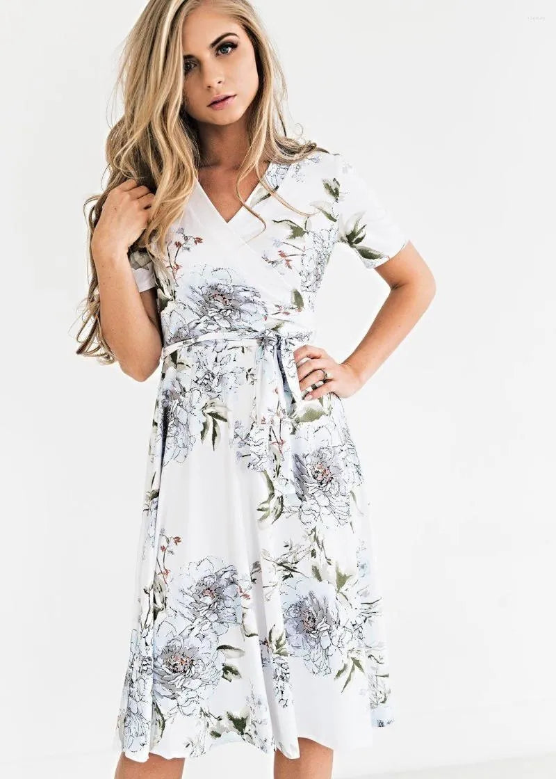 Stilla | Blomstret Midikjole