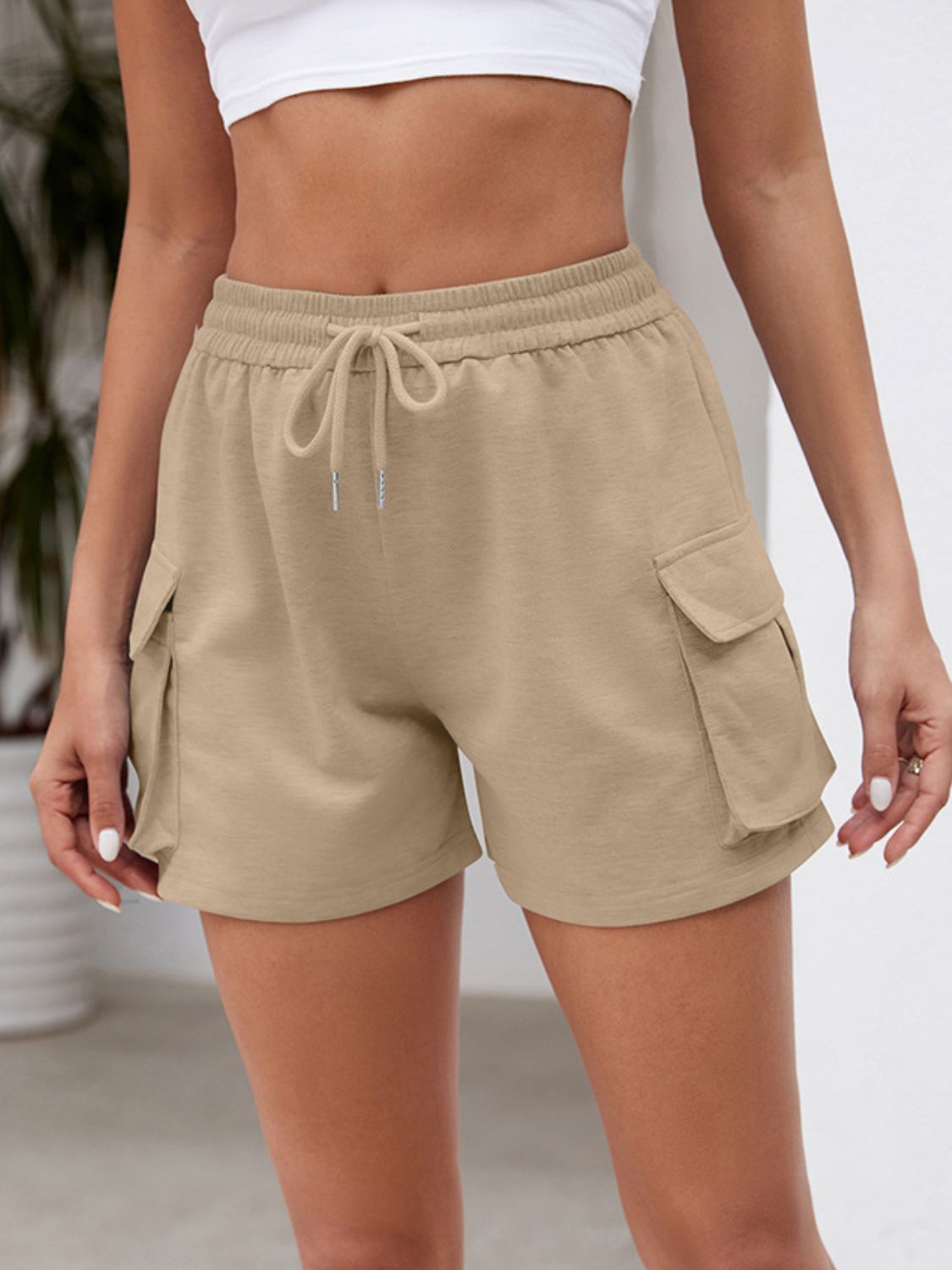 Stilla | Elastisk Talje Shorts med Lommer