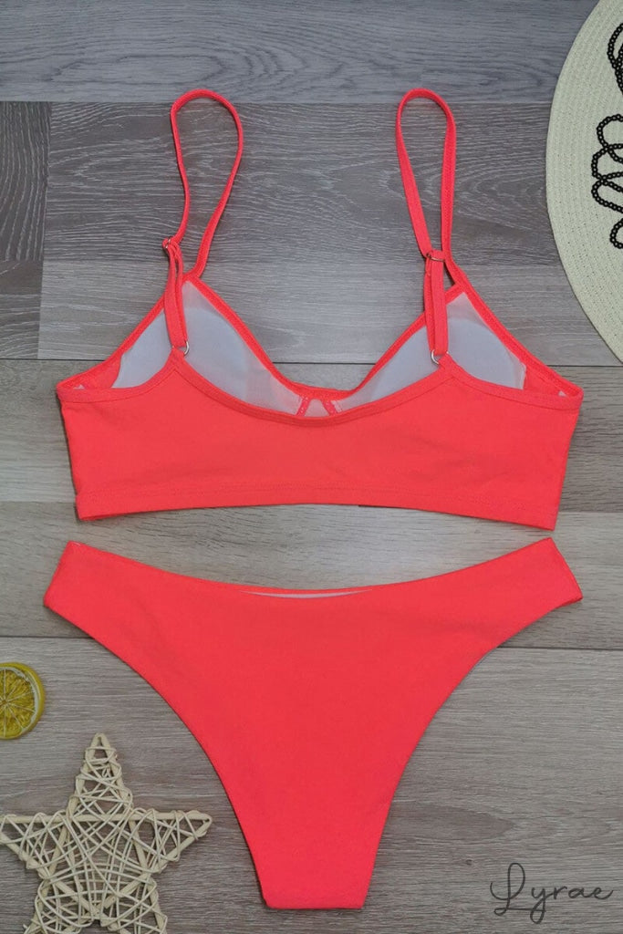Stilla | Bikini Push up Med Top Og Delta Vinge Tanga