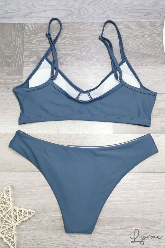 Stilla | Bikini Push up Med Top Og Delta Vinge Tanga
