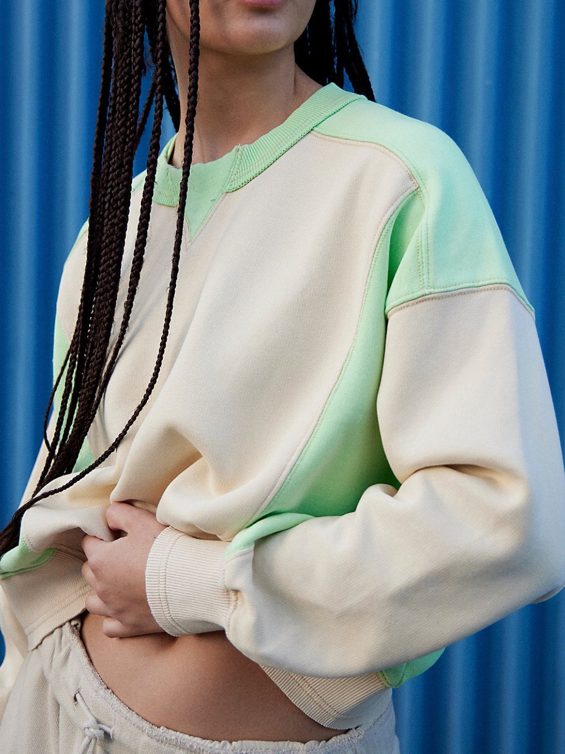 Stilla | Sweatjakke med kontrastfarver og lange ærmer til sporty stil