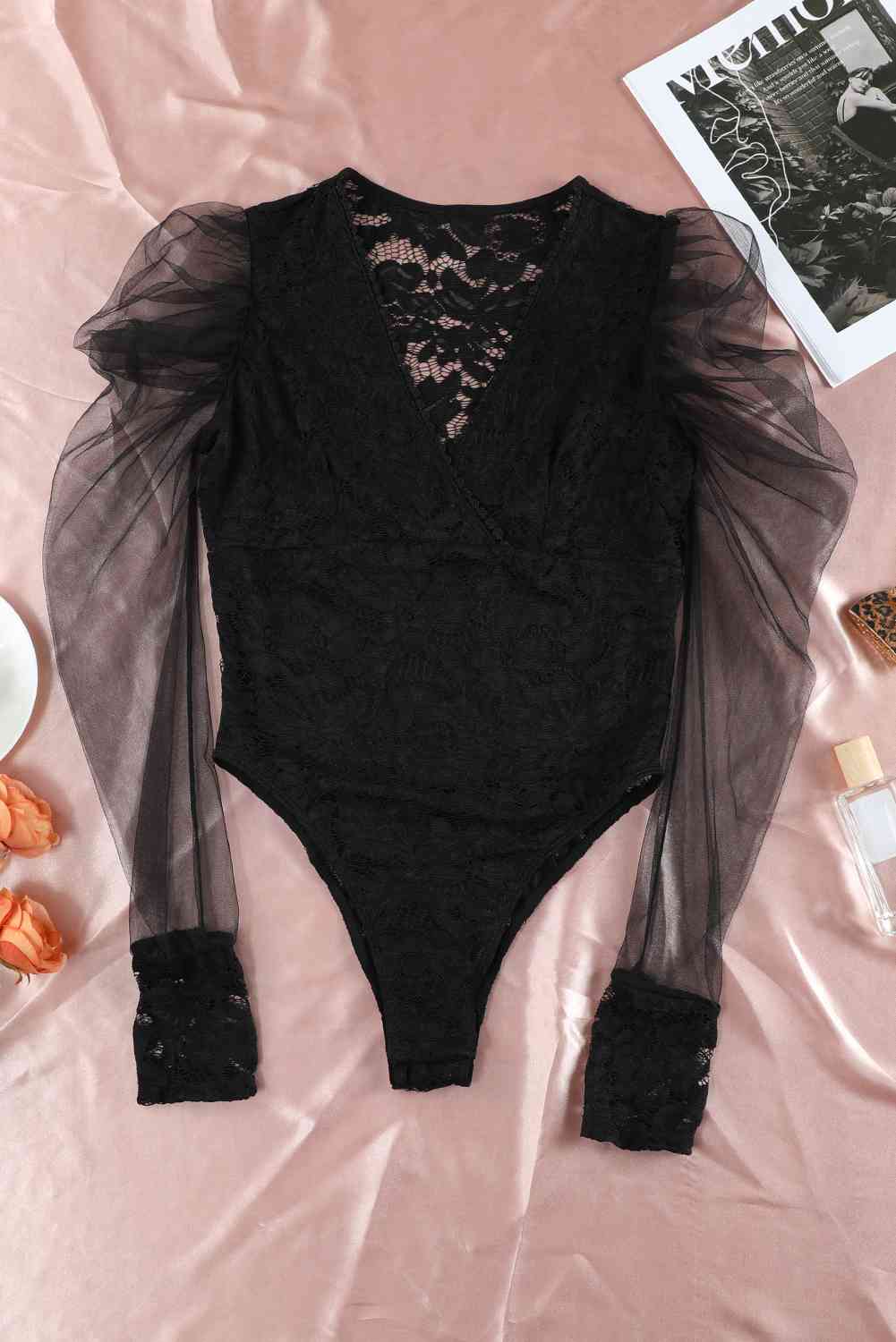 Stilla | Neck Lang Puff Ærme Blonde Bodysuit