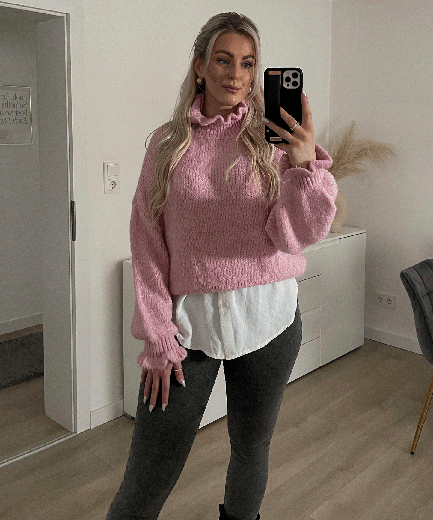 Stilla | Elegant Bluserock Hvid