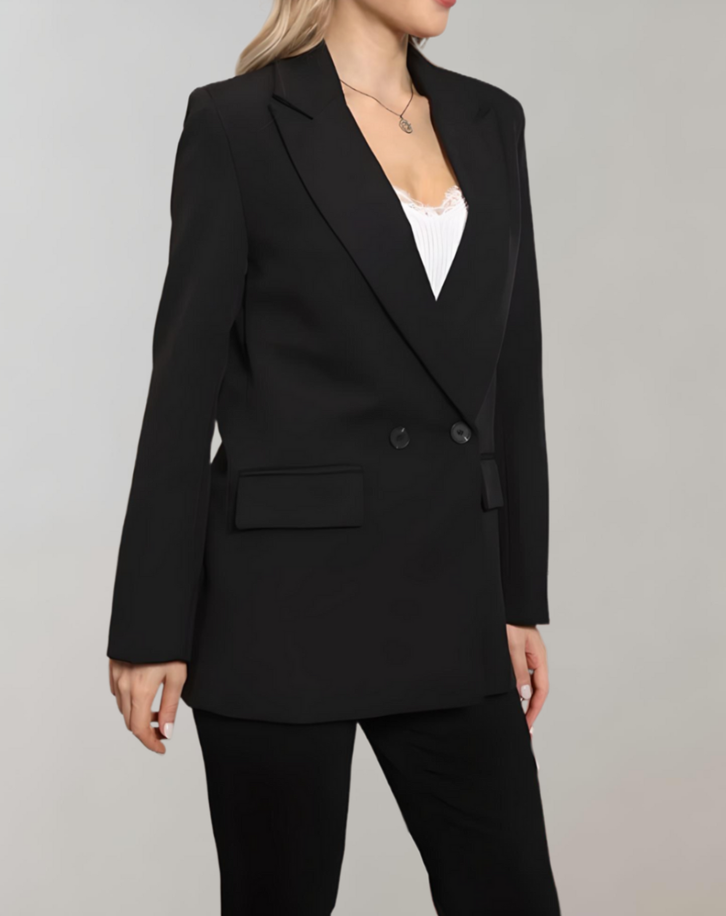 Stilla | Behagelig, Enkel og Oversized To-knaps Blazer Med Praktiske Sidelommer