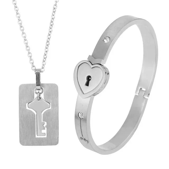 Stilla | Love Jewelry Armbånd og halskæde i rustfrit stål med nøgle