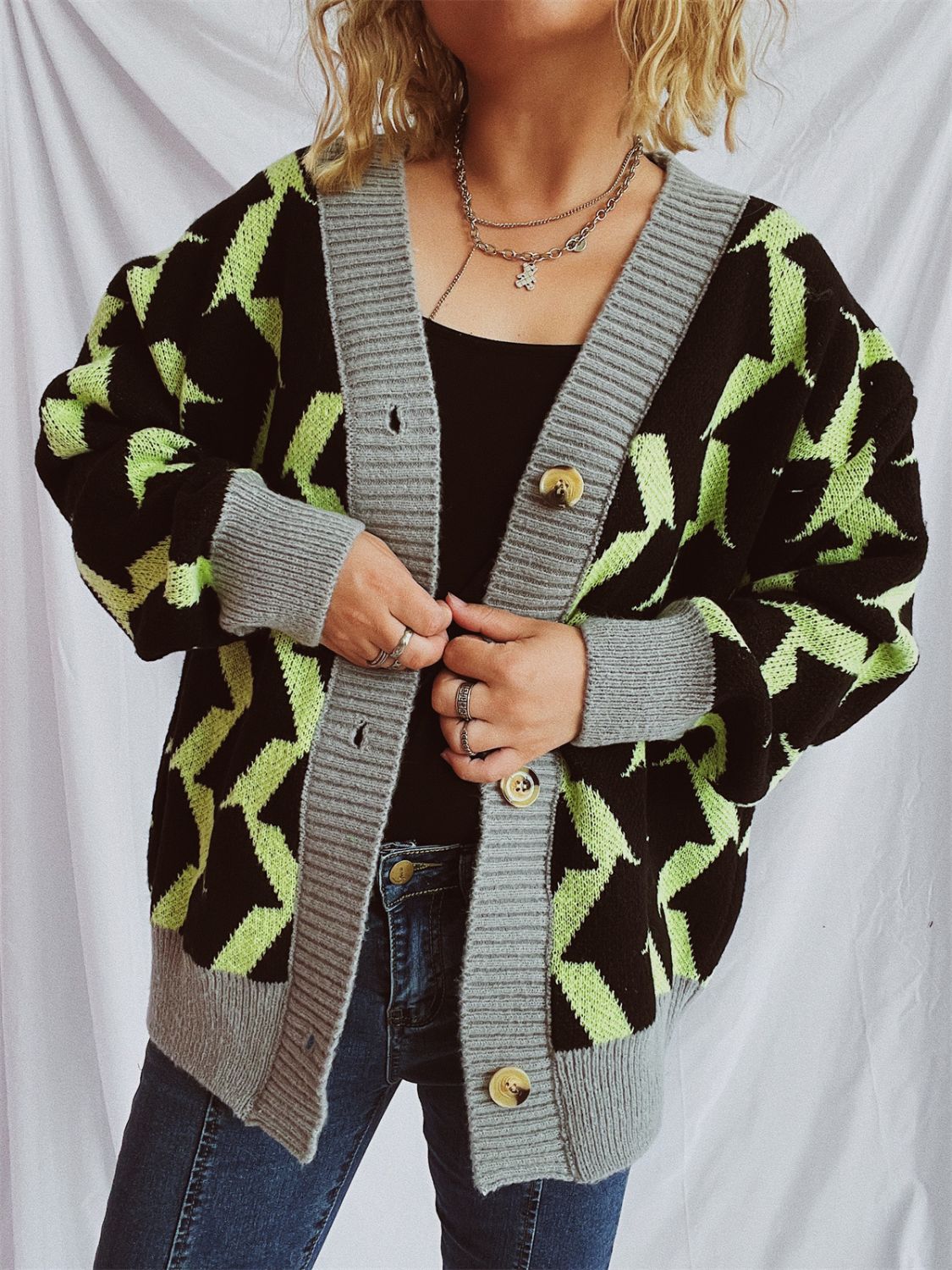 Stilla | Trim Geometrisk V-hals Langærmet Cardigan