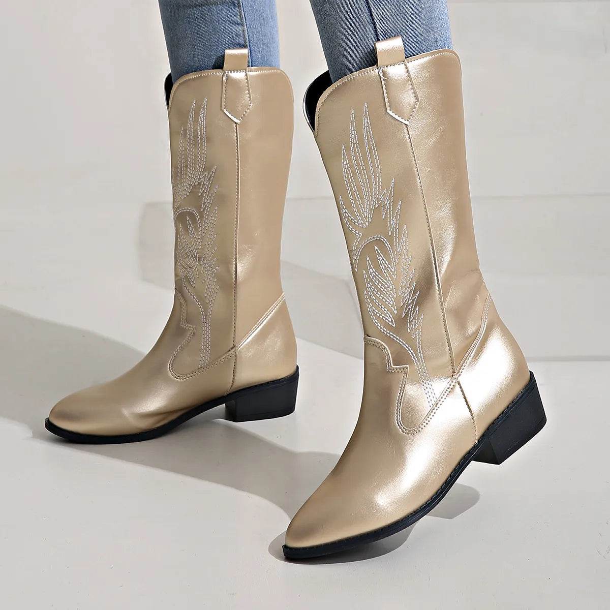 Stilla | Skinnende cowboystøvler i metallic-look