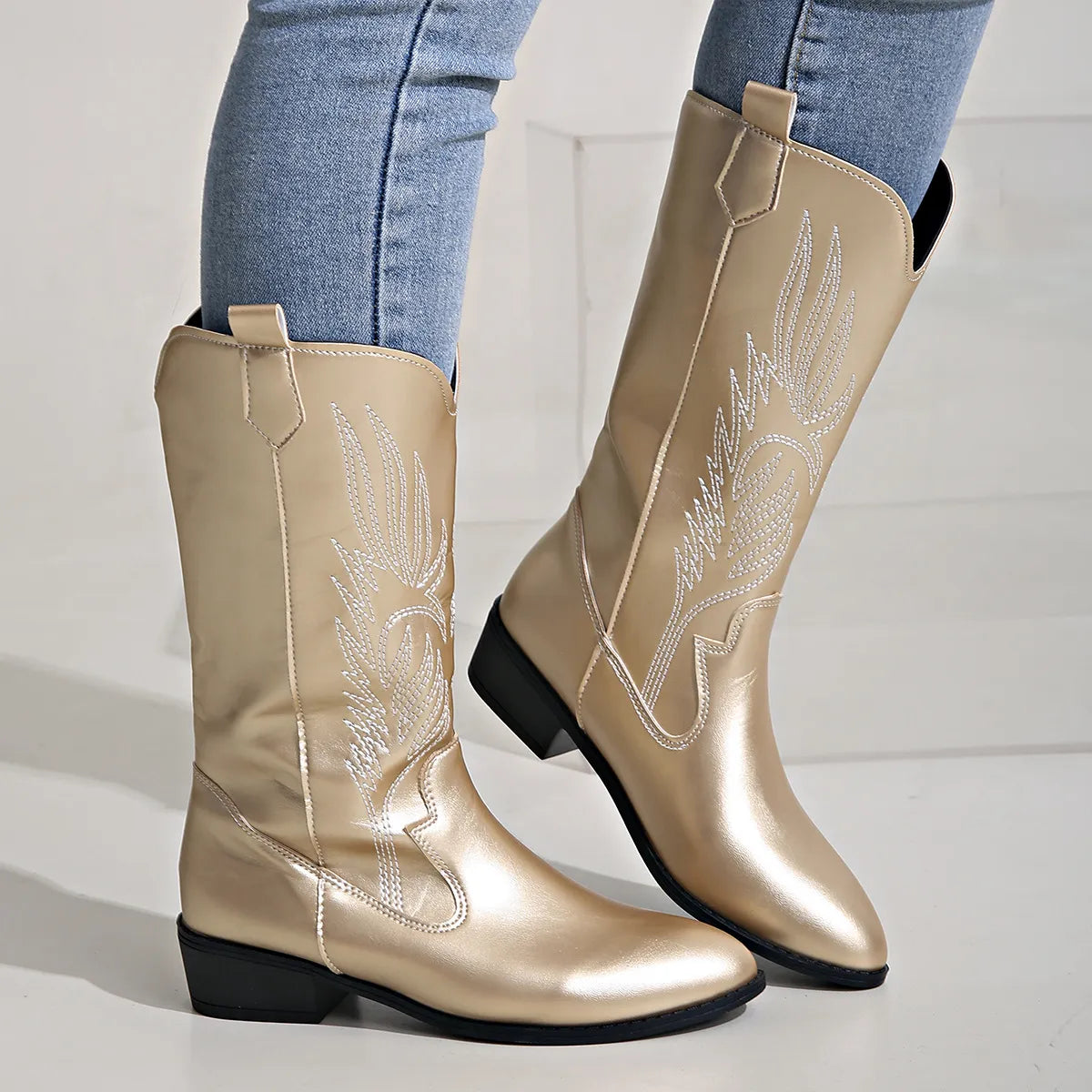 Stilla | Skinnende cowboystøvler i metallic-look