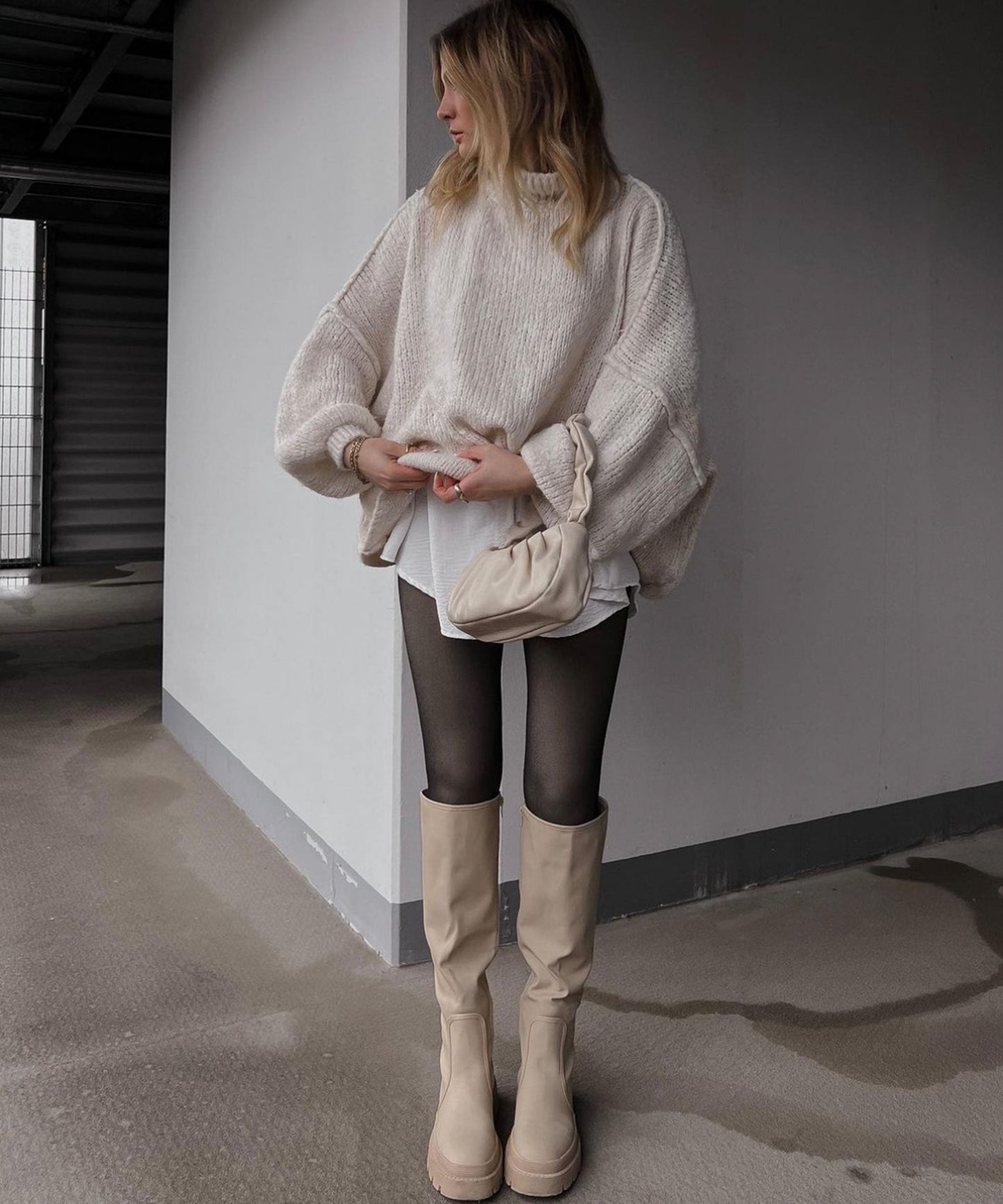 Stilla | Elegant Bluserock Hvid