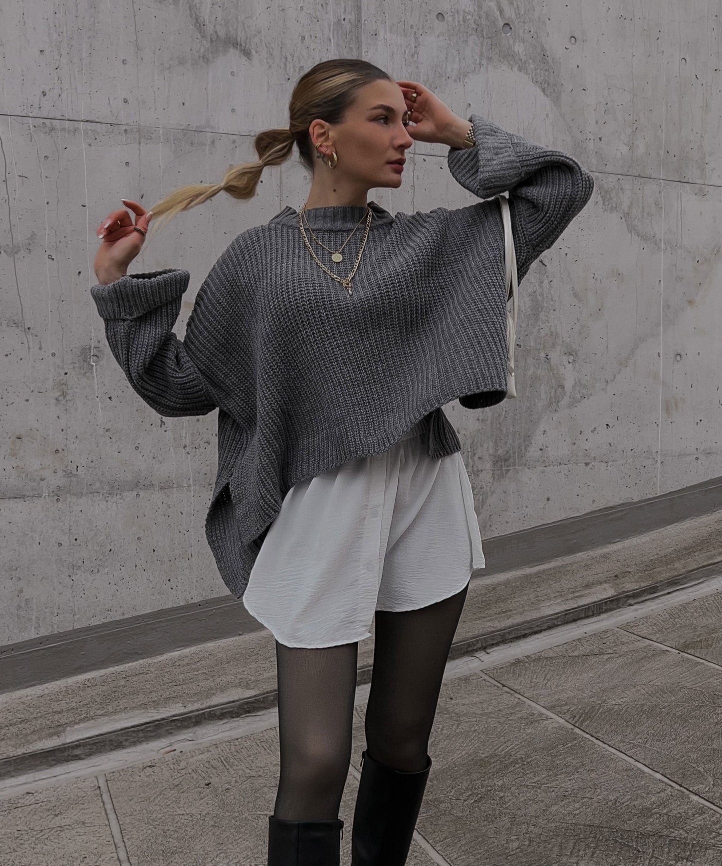 Stilla | Elegant Bluserock Hvid