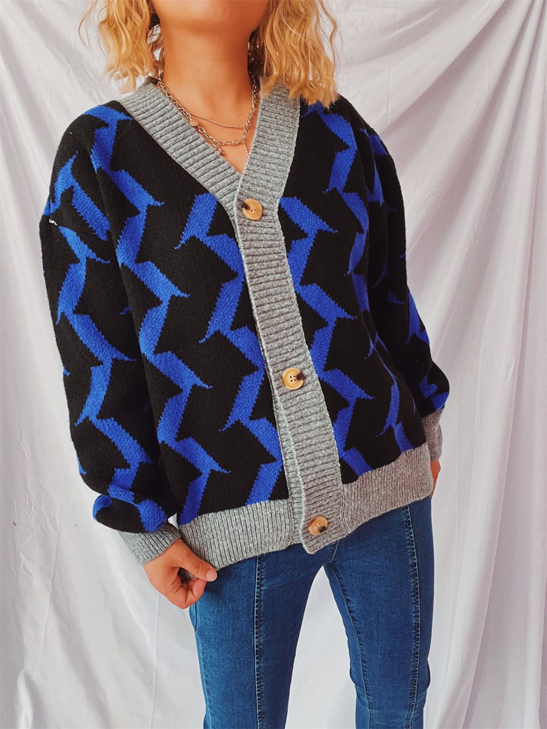Stilla | Trim Geometrisk V-hals Langærmet Cardigan