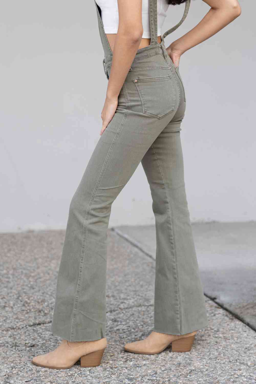 Stilla | Blå Full Size Kelsey Flare Tummy Control Overalls