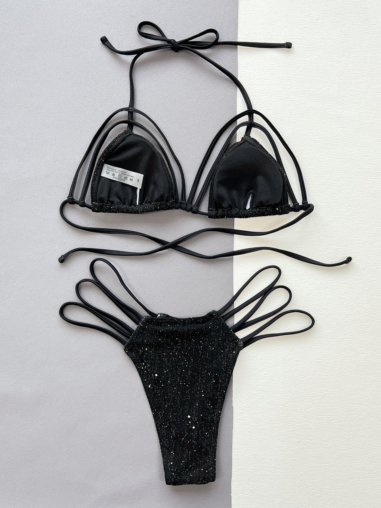 Stilla | Halter Neck Strappy To-delt Bikini Sæt