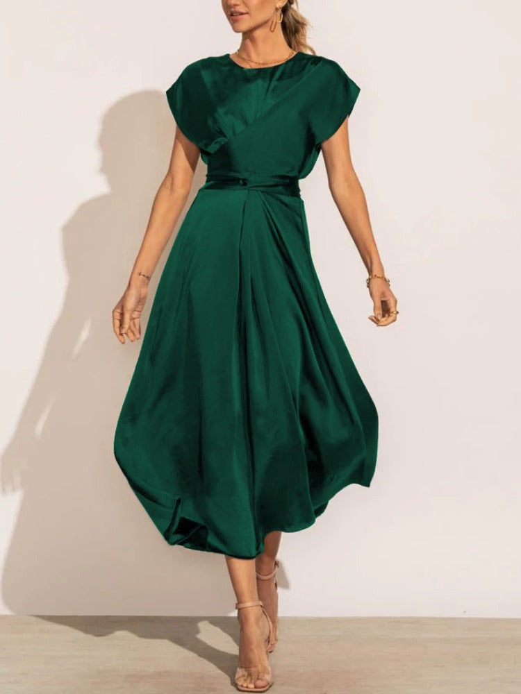 Stilla | Elegant Kjole Med Flot Drapering Til En Sofistikeret Stil