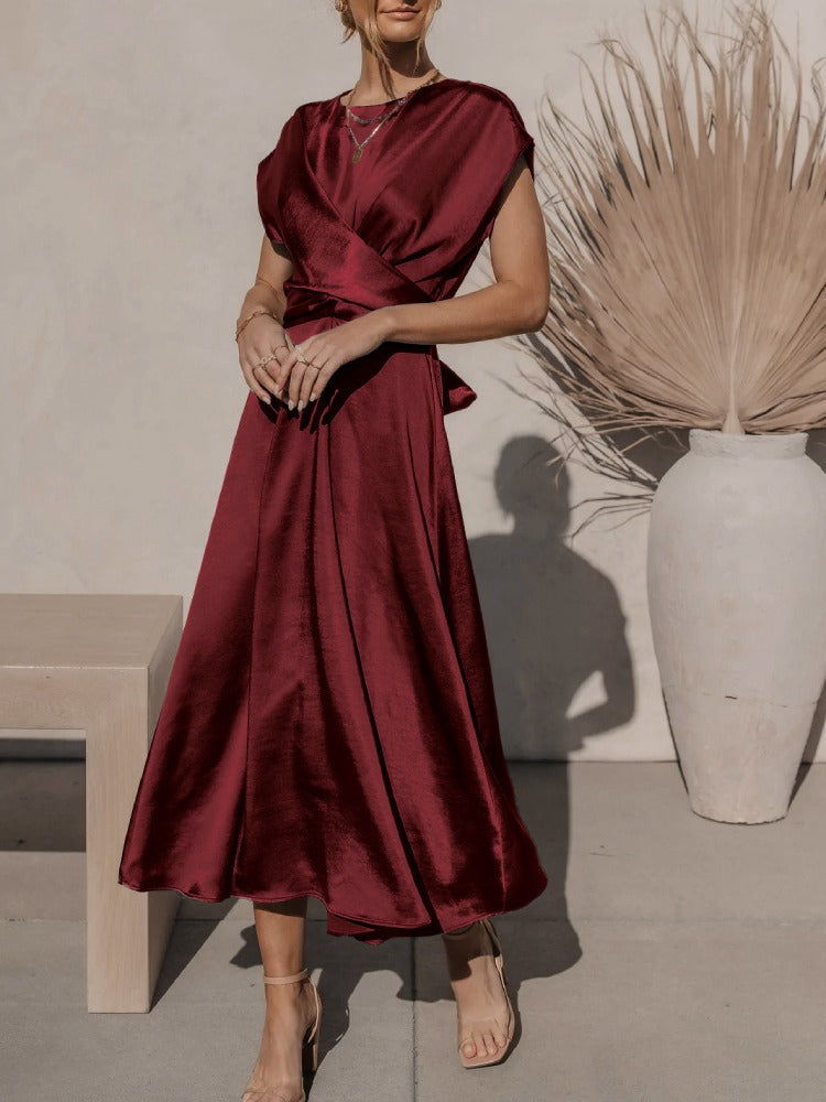Stilla | Elegant Kjole Med Flot Drapering Til En Sofistikeret Stil