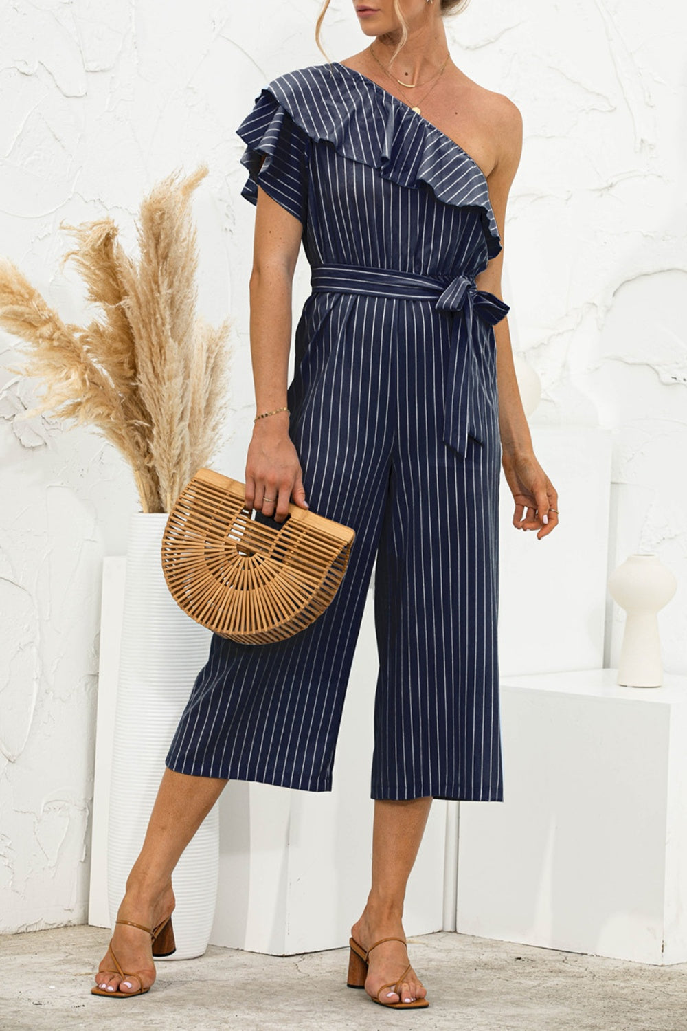 Stilla | Single Shoulder Tie Waist Jumpsuit