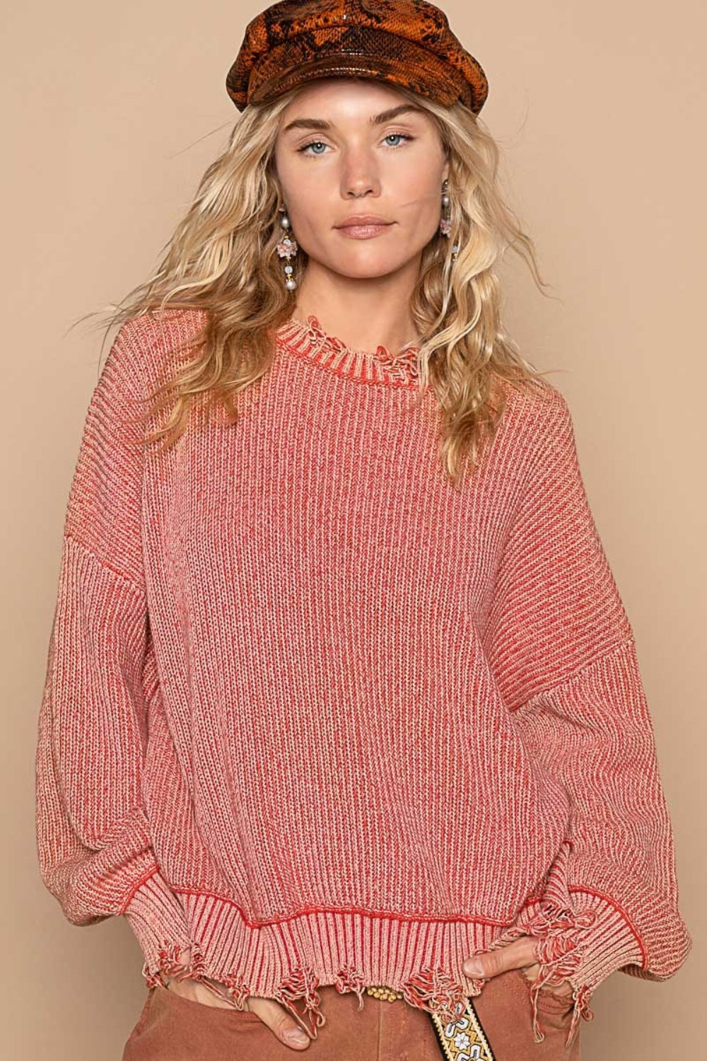 Stilla | Pullover i Vasket Brugt Look Med Overskårne Skuldre