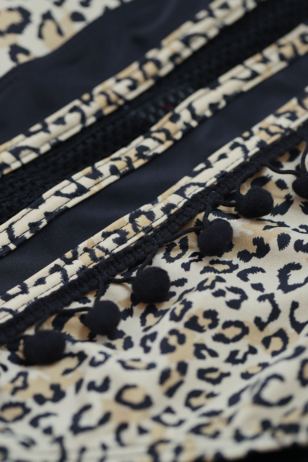 Stilla | Pompom Detalje Halterneck To-delt Bikini Sæt