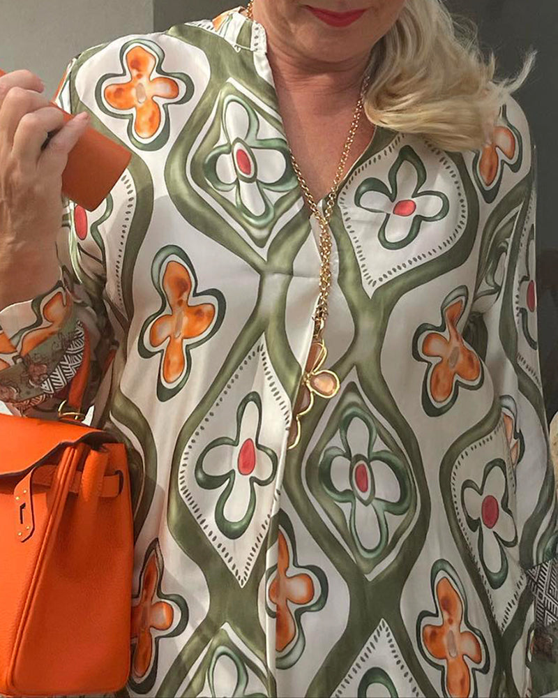 Stilla | Afslappet Langærmet Kjole med Blomsterprint