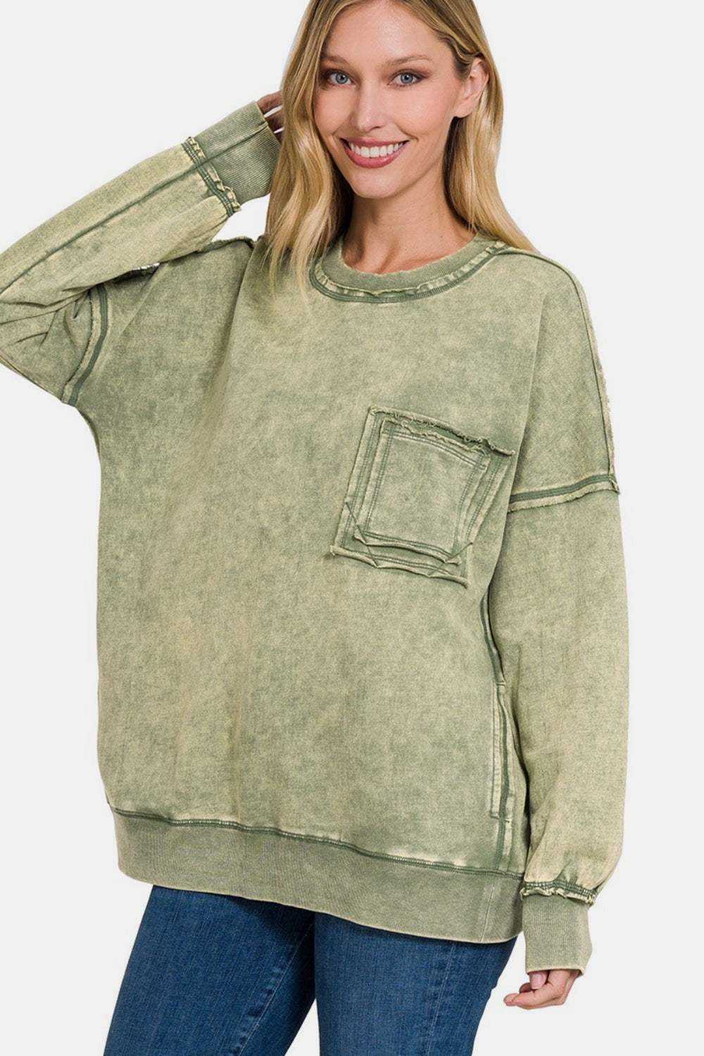 Stilla | Sweatjacke med synlige sømme, rund halsudskæring og smalle skuldre