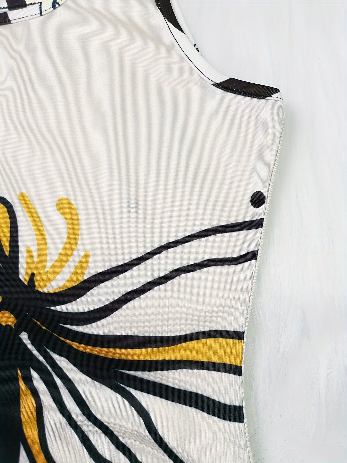 Stilla | Elegant Kjole Til Bodycon Kjole Med Marmorprint, Skat