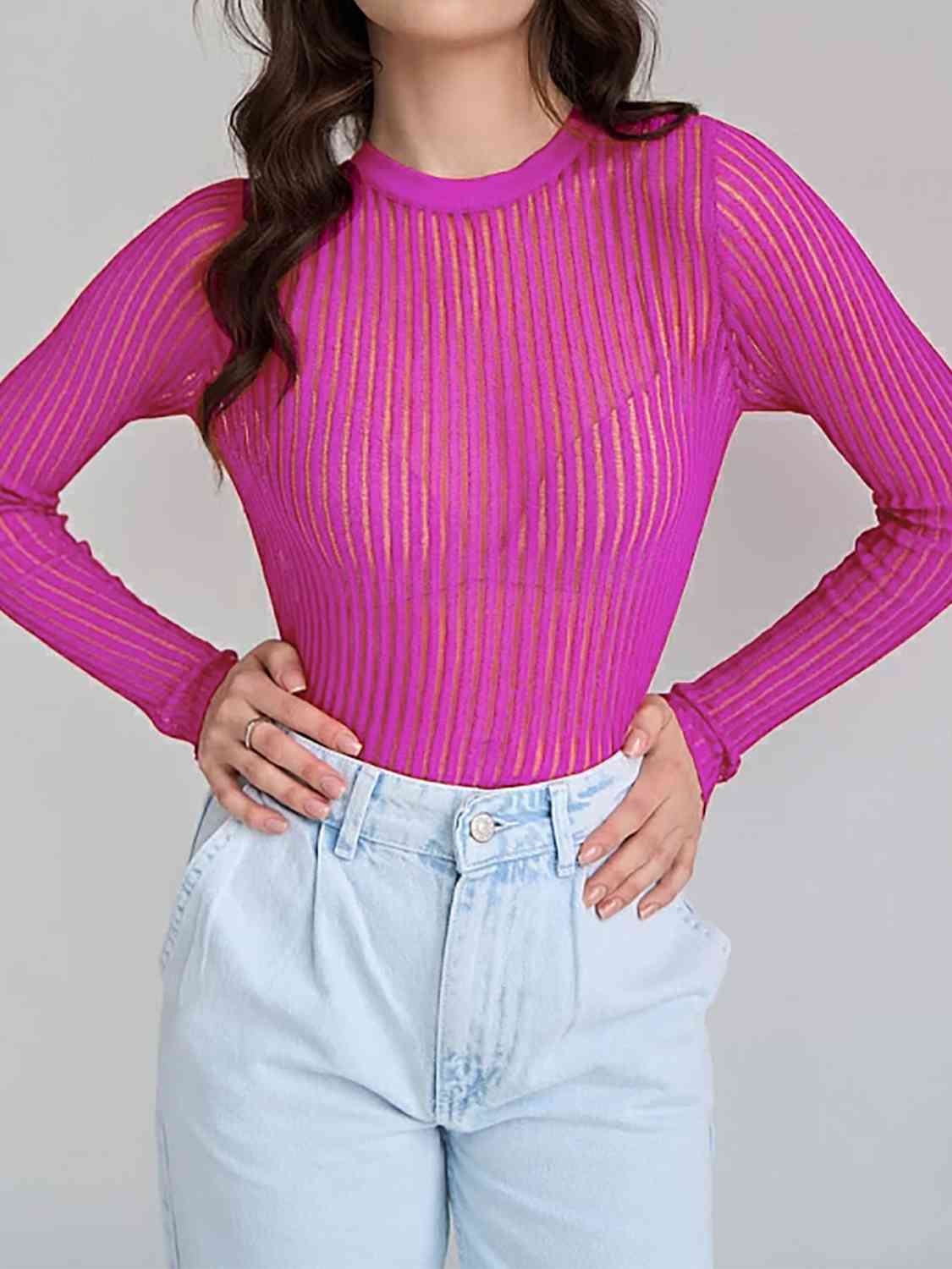 Stilla | Neck Ribbet Strik Tee