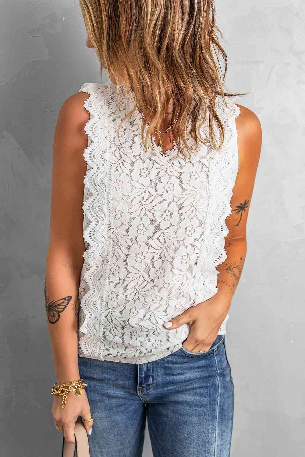Stilla | Scalloped V-hals Blonde Tanktop