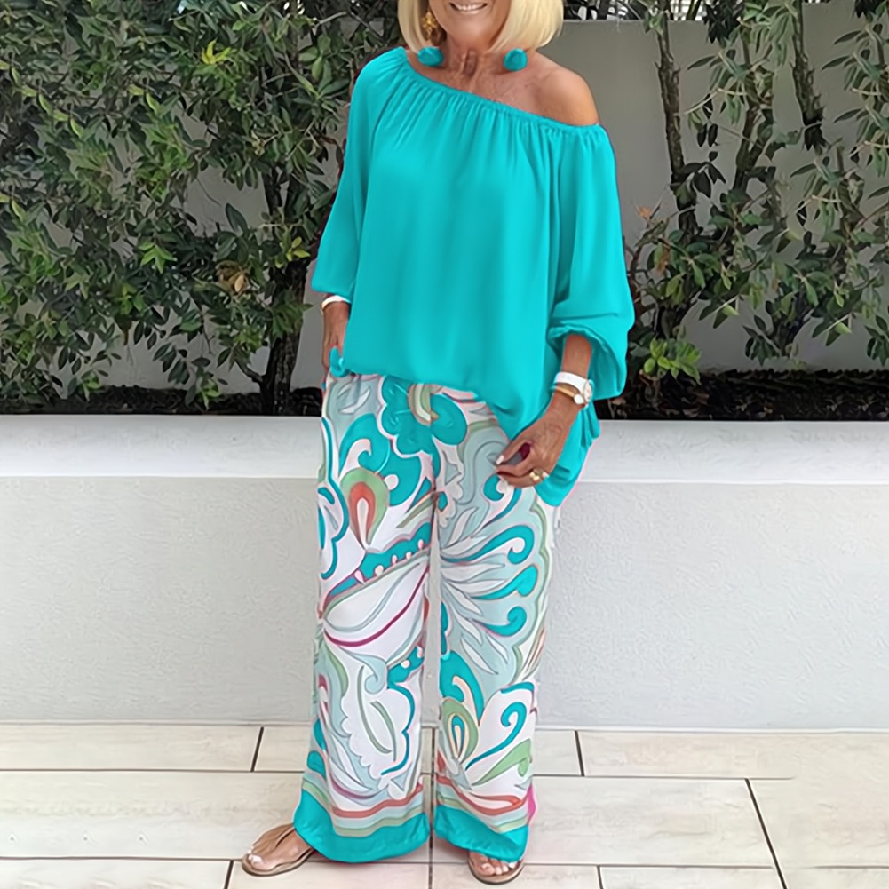 Stilla | Bluse med Off-Shoulder og Bukser med Stilfuldt Print til Kvinder