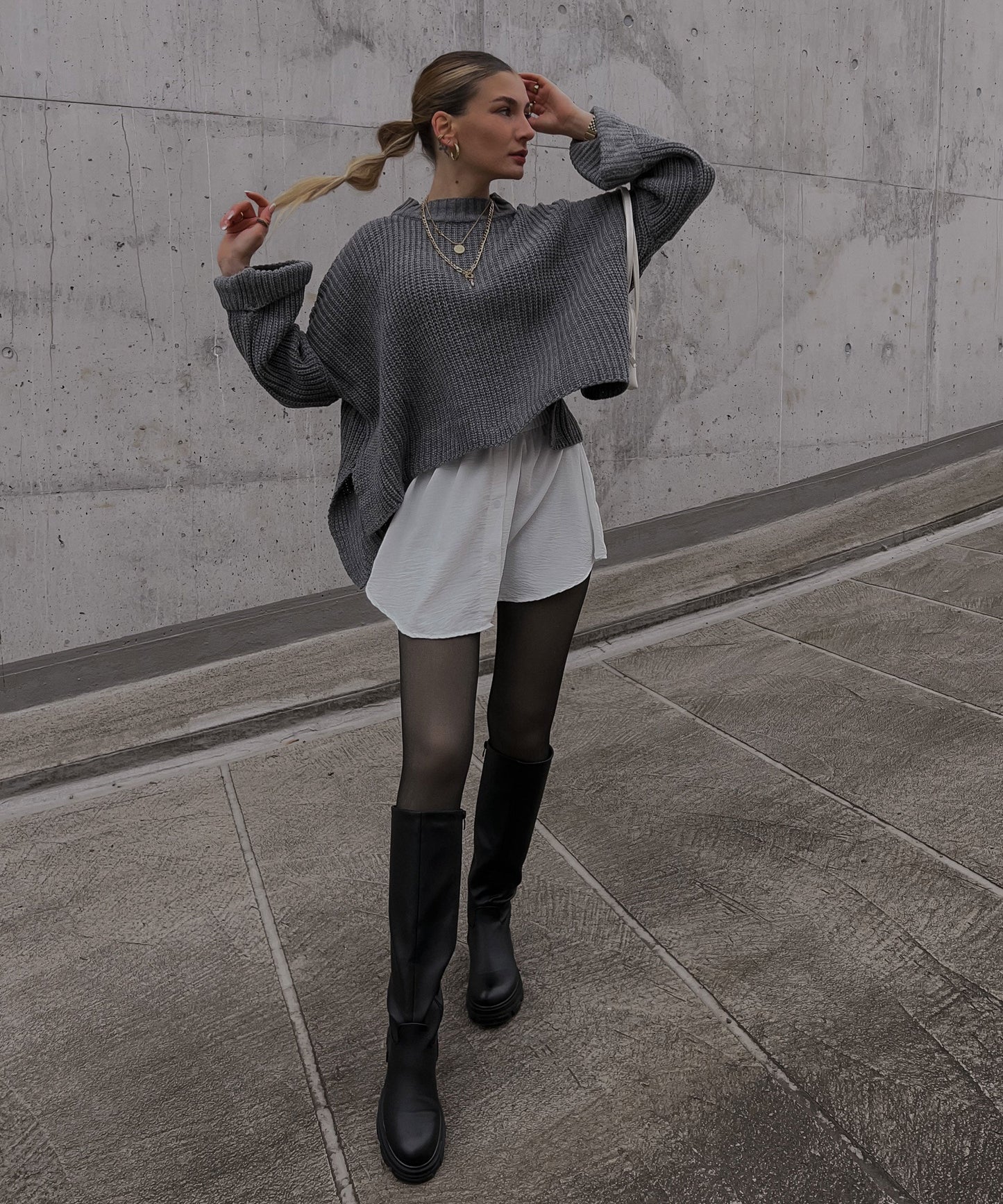 Stilla | Elegant Bluserock Hvid